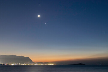 现代诗歌精选（二十篇）