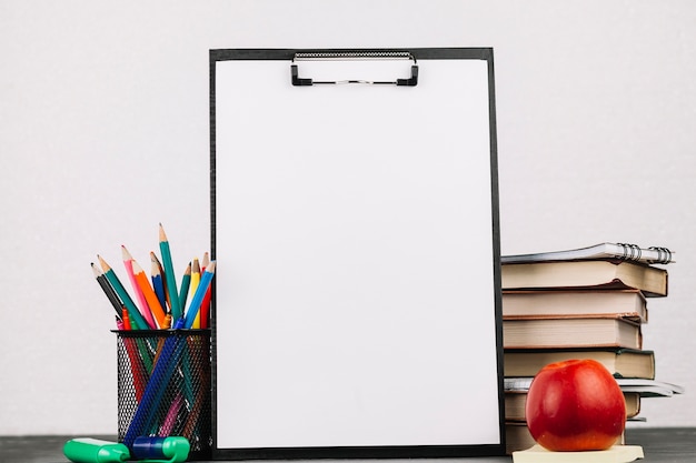 五年级下册科学题现在的家鸡是怎么来的-